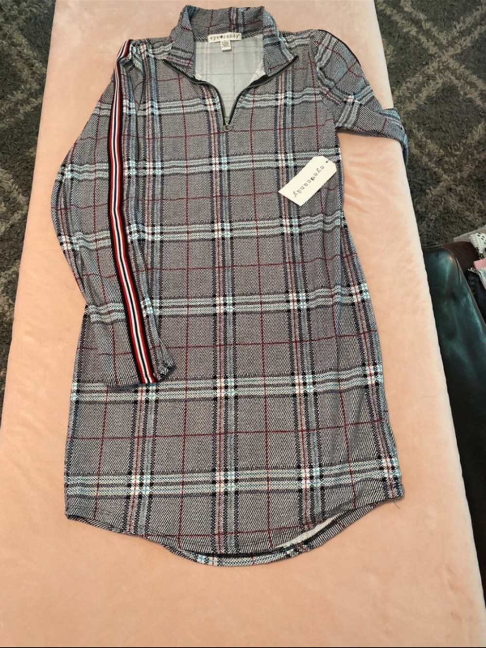eye candy Gray Plaid Long-Sleeve Quarter-Zip with Red & White Stripe